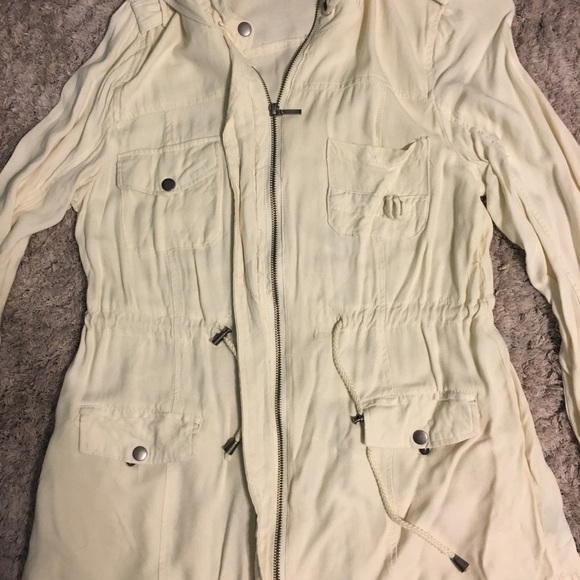 Cream jacket - Picture 4 of 4